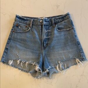 Abercrombie & Fitch 90’s Relaxed Cutoff Shorts